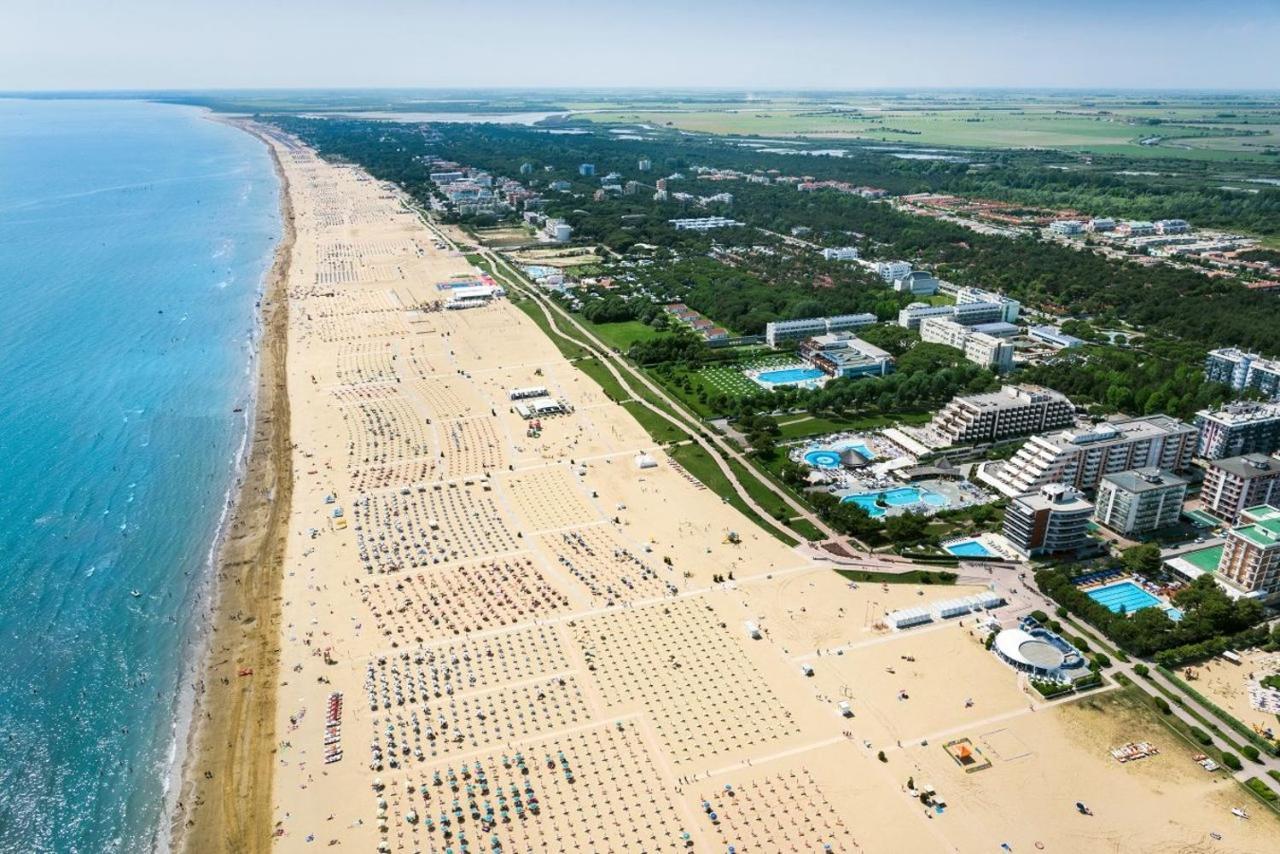 Appartamenti Betania Bibione Esterno foto