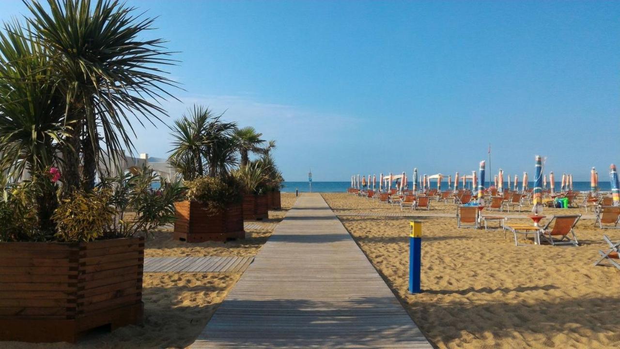 Appartamenti Betania Bibione Esterno foto